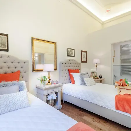 公寓 The Medieval Penthouse, Indulge Among History In A Luxury 5 Bedrooms *