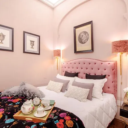 The Medieval Penthouse, Indulge Among History In A Luxury 5 Bedrooms * Lucca