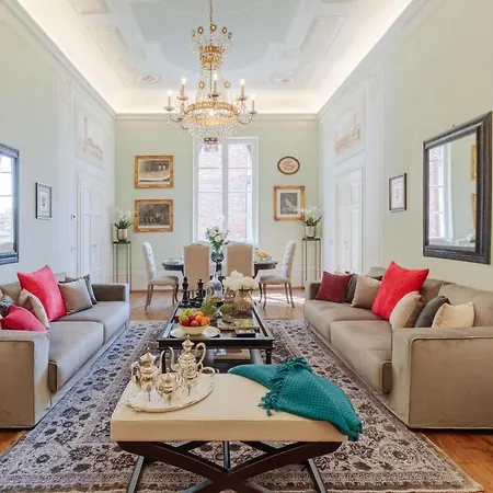 Apartment The Medieval Penthouse, Indulge Among History In A Luxury 5 Bedrooms Lucca