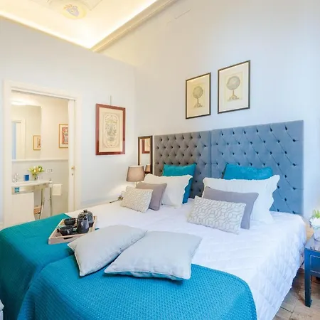 The Medieval Penthouse, Indulge Among History In A Luxury 5 Bedrooms * Lucca