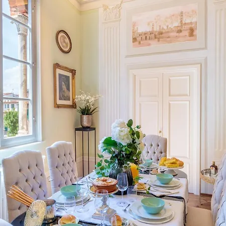 Apartment The Medieval Penthouse, Indulge Among History In A Luxury 5 Bedrooms *