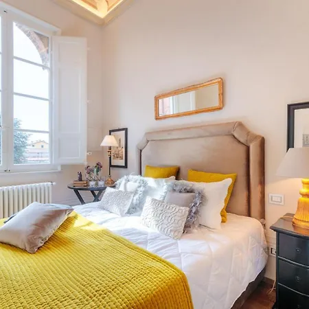 The Medieval Penthouse, Indulge Among History In A Luxury 5 Bedrooms Apartment