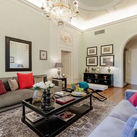 The Medieval Penthouse, Indulge Among History In A Luxury 5 Bedrooms Lucca